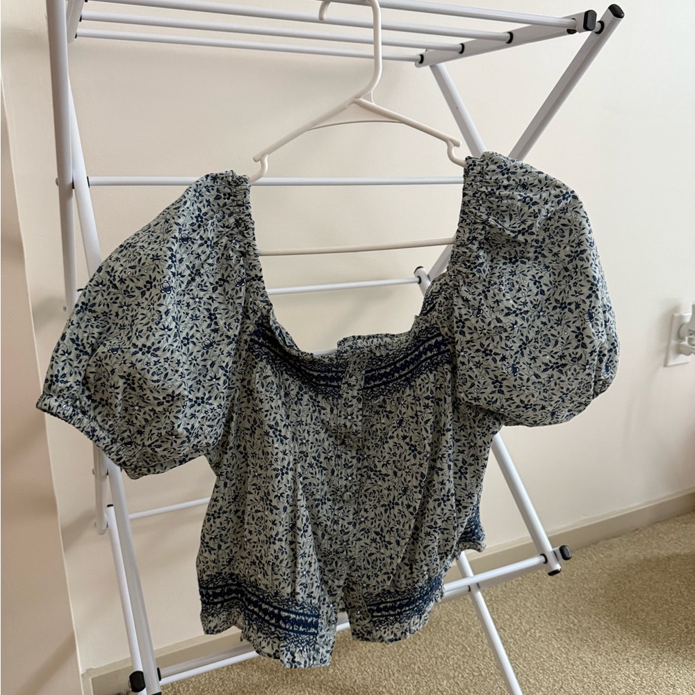 Madewell blue floral top